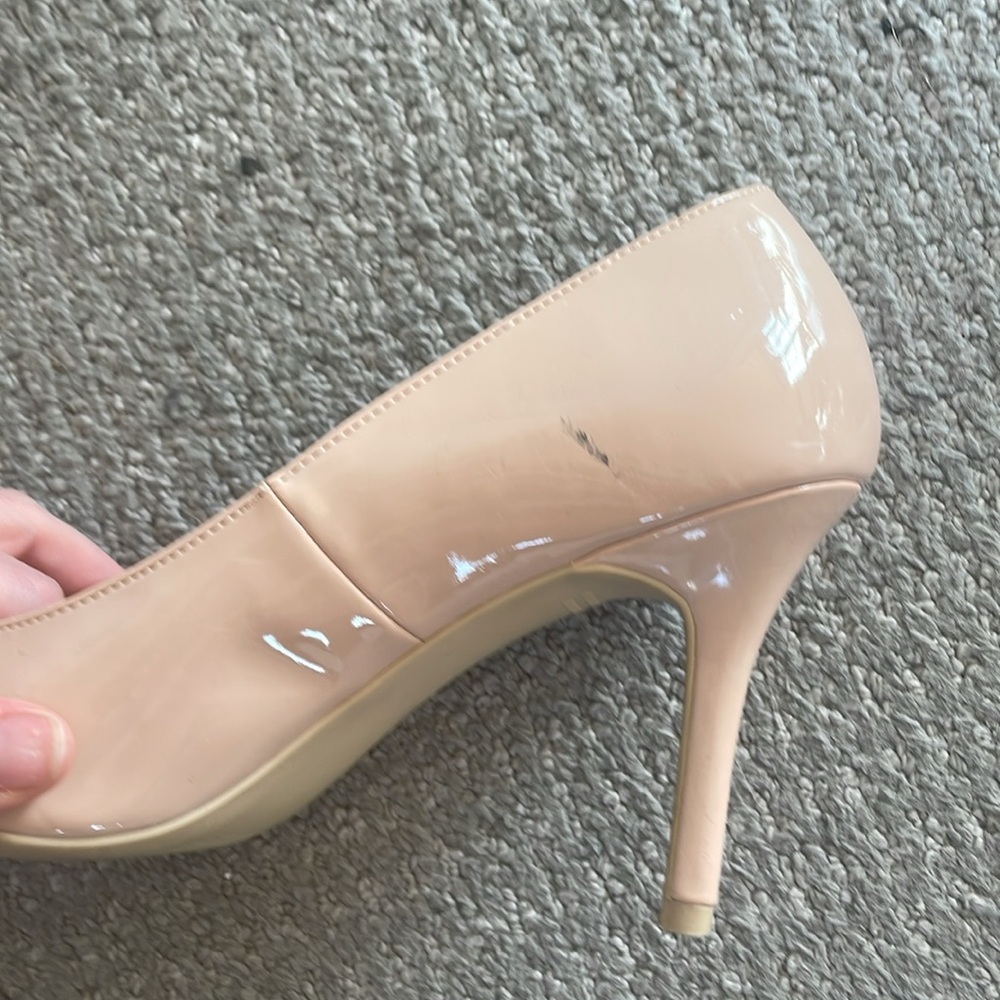 Nude Old Navy heels - Picture 7 of 8